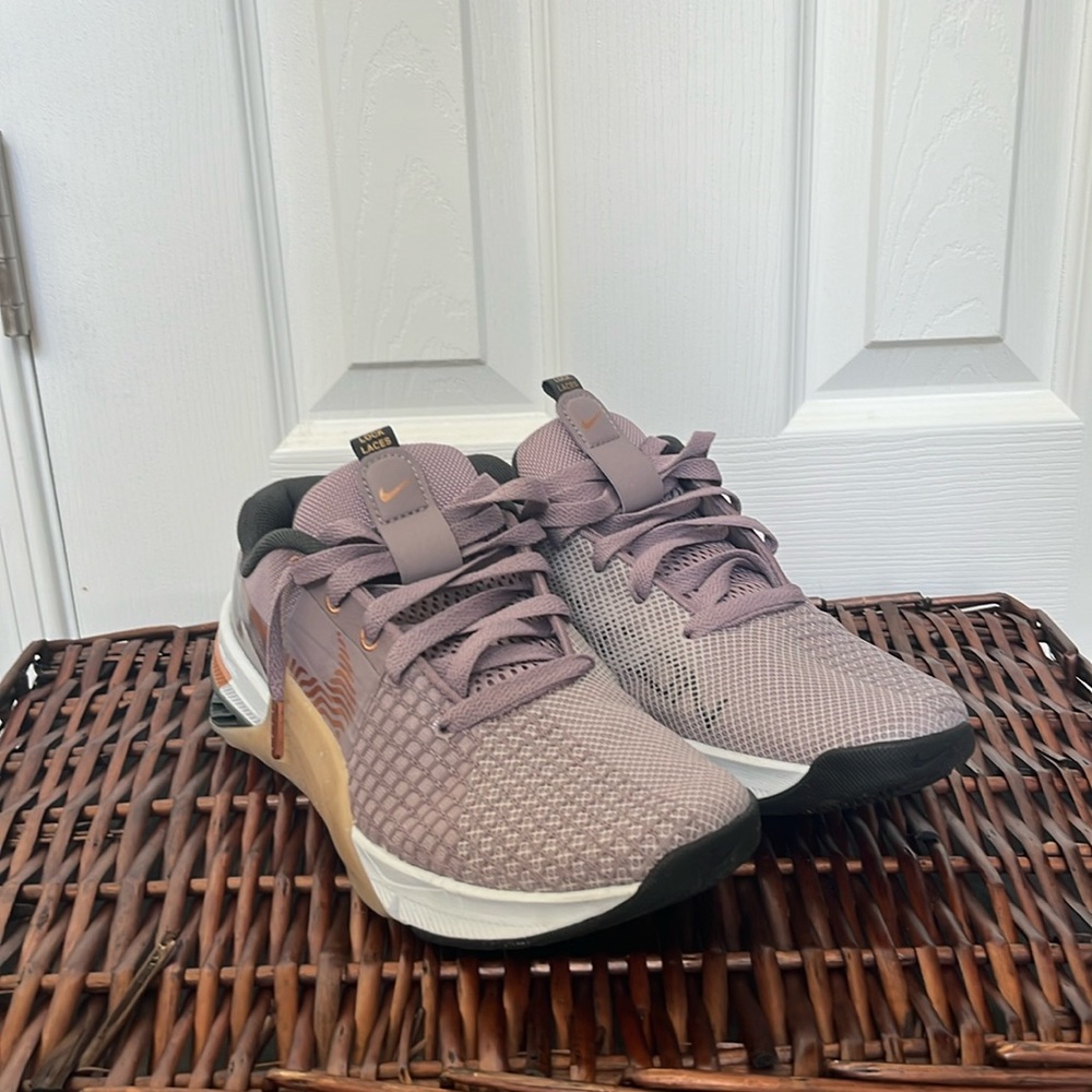Nike Metcon Women's Athletic Shoes - Purple and Tan